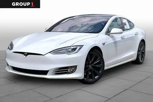 2021 Tesla Model S Long Range Plus's photo