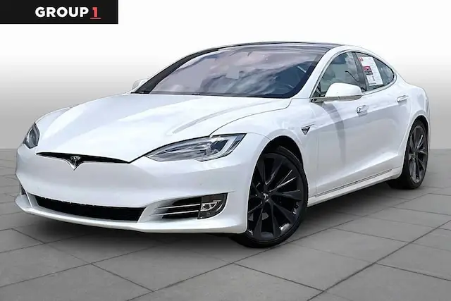 2021 Tesla Model S Long Range Plus photo 1