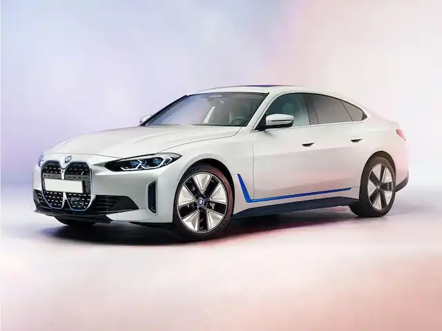 2023 BMW i4 eDrive35's photo