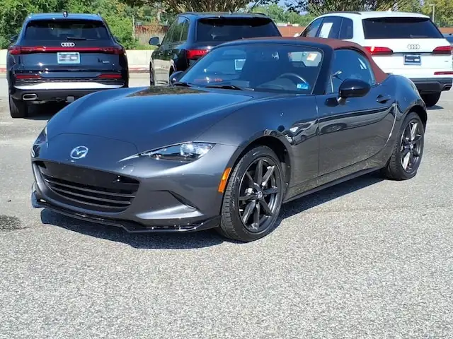 2018 Mazda MX-5 Miata Club Auto's photo