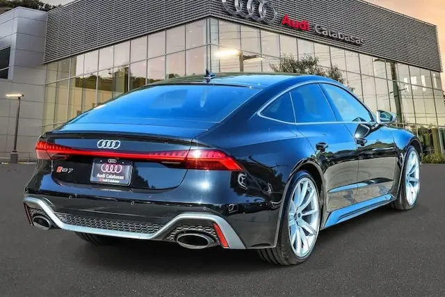 2024 Audi RS7 Performance photo 4