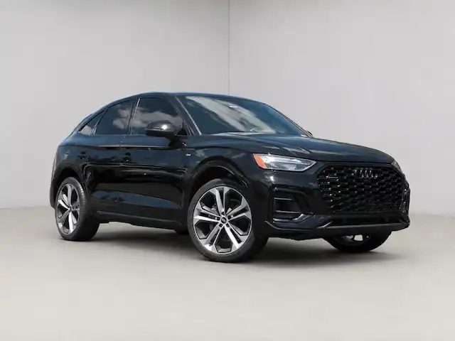 2023 Audi Q5 Sportback 45 Premium Plus's photo