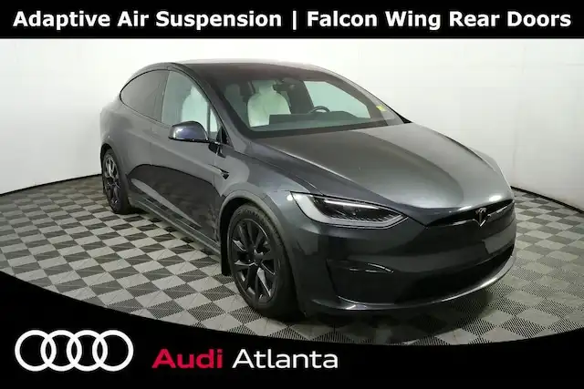 2025 Tesla Model X Long Range's photo