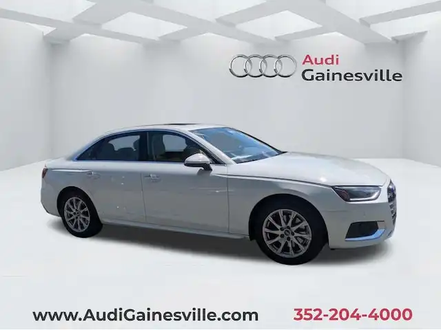 2021 Audi A4 40 quattro S tronic Premium's photo