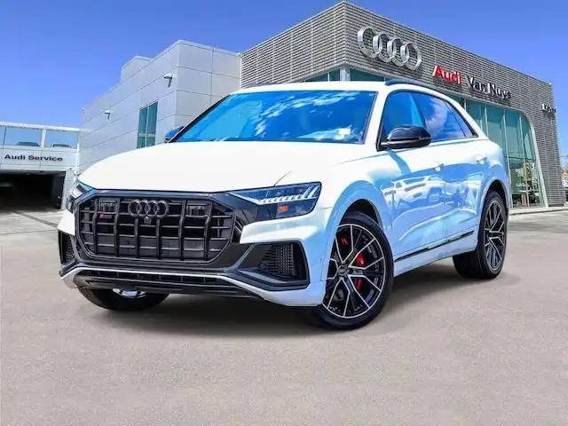 2023 Audi SQ8 Premium Plus's photo