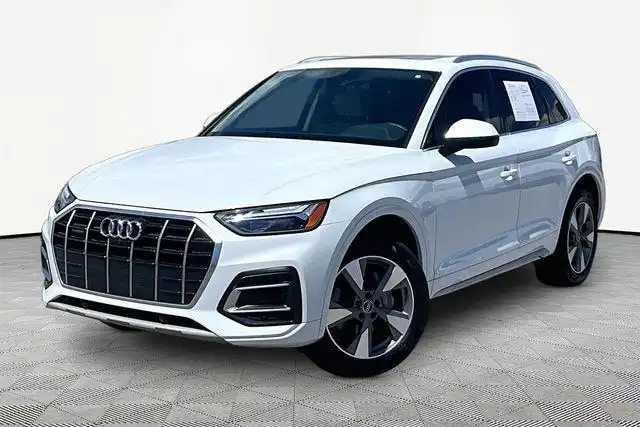 2023 Audi Q5 40 Premium Plus's photo