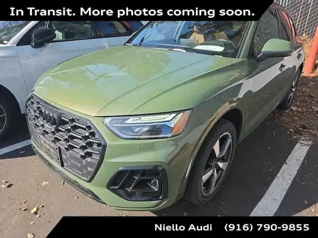 2024 Audi Q5 45 Premium Plus's photo