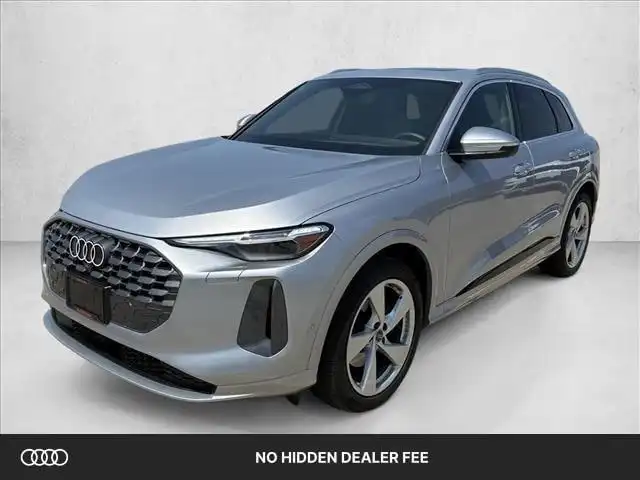 2025 Audi Q5 40 Prestige's photo