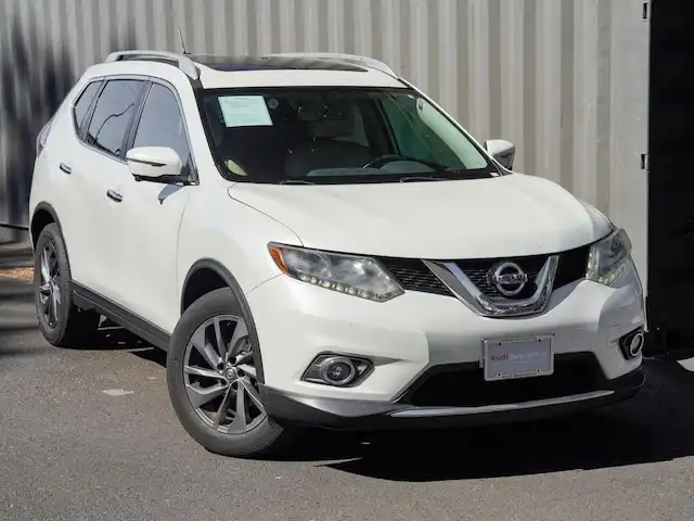2016 Nissan Rogue SL FWD's photo