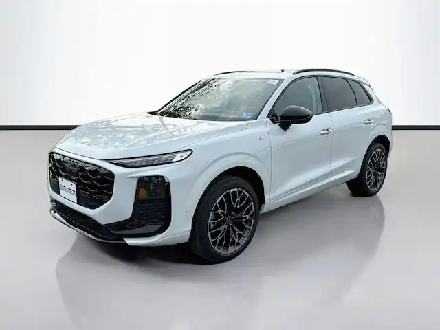 2026 Audi Q3 S Line quattro's photo