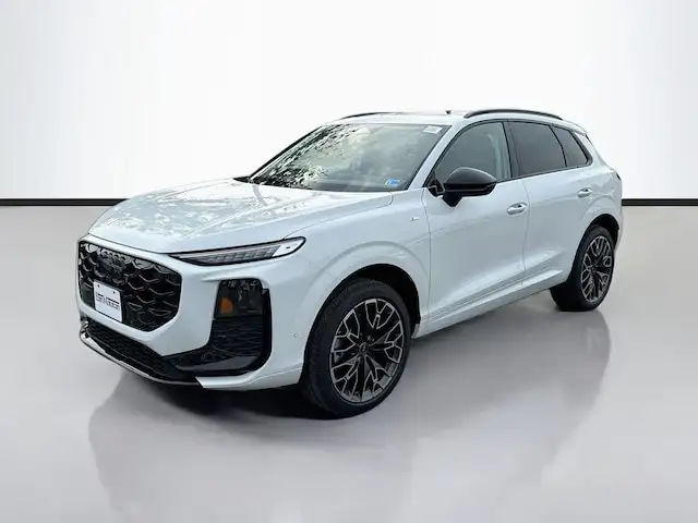 2026 Audi Q3 S Line quattro's photo