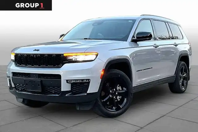 2023 Jeep Grand Cherokee L Limited 4x4's photo