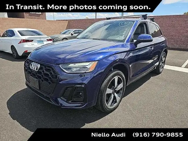 2022 Audi Q5 45 Premium Plus's photo