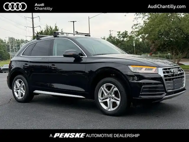 2018 Audi Q5 2.0T quattro S tronic Premium Plus's photo