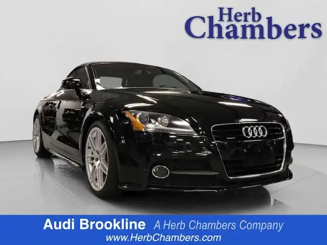 2011 Audi TT 2.0T quattro S tronic Premium Plus's photo
