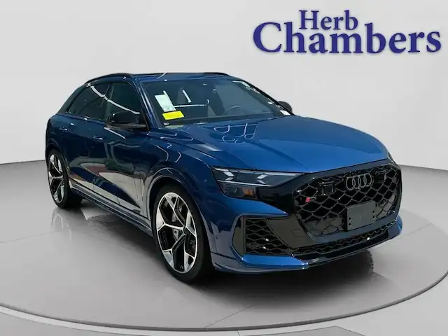 2026 Audi RS Q8 Base's photo