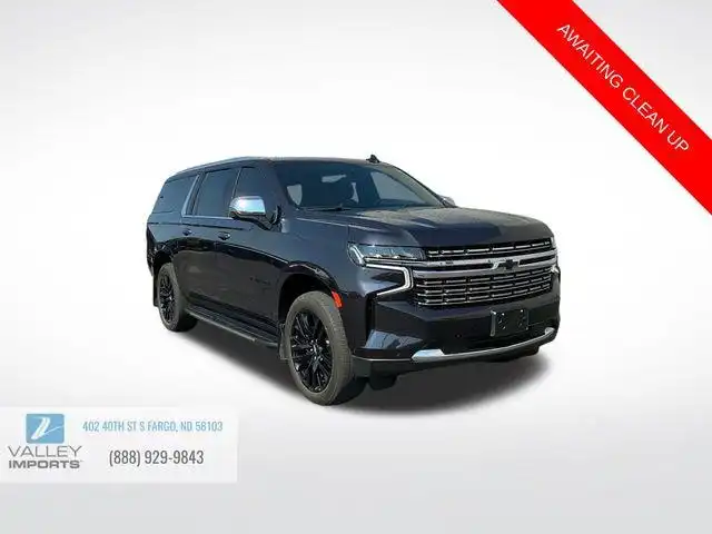 2023 Chevrolet Suburban 4WD 1500 Premier's photo
