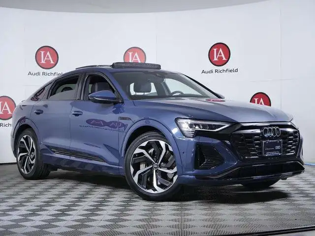 2024 Audi Q8 Sportback e-tron 55 114 kWh Premium Plus quattro's photo