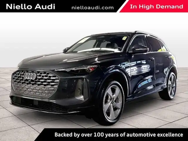2025 Audi Q5 40 Premium Plus's photo