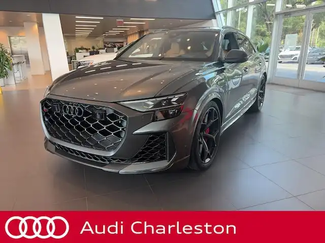 2026 Audi RS Q8 Base's photo