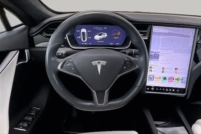 2021 Tesla Model S Long Range Plus photo 5