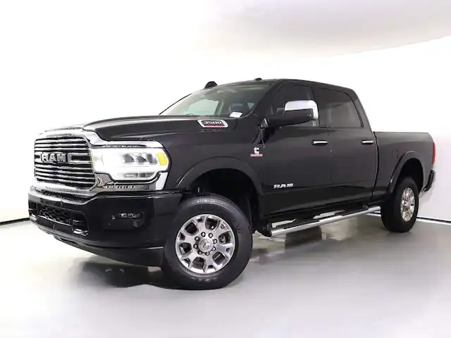2020 RAM 3500 Laramie 4X4 Crew Cab SWB's photo