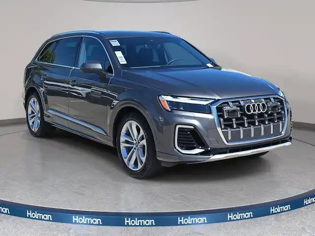 2026 Audi Q7 55 Premium Plus quattro Tiptronic's photo