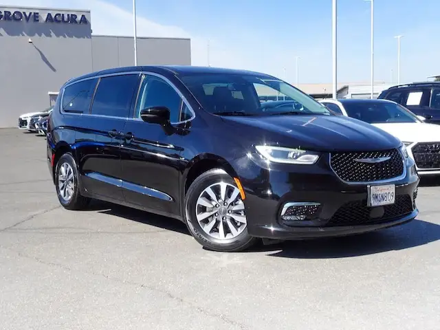 2024 Chrysler Pacifica Hybrid PHEV Select photo 1