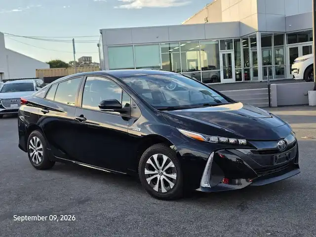 2022 Toyota Prius Prime XLE's photo