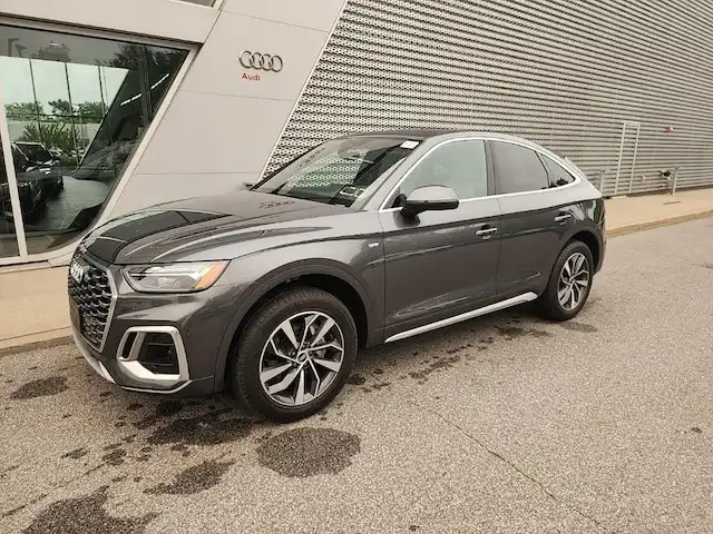 2023 Audi Q5 Sportback 45 Premium Plus's photo