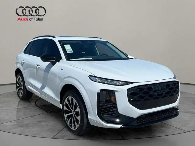 2026 Audi Q3 S line quattro's photo