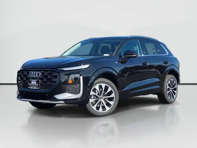 2026 Audi Q3 S Line quattro's photo