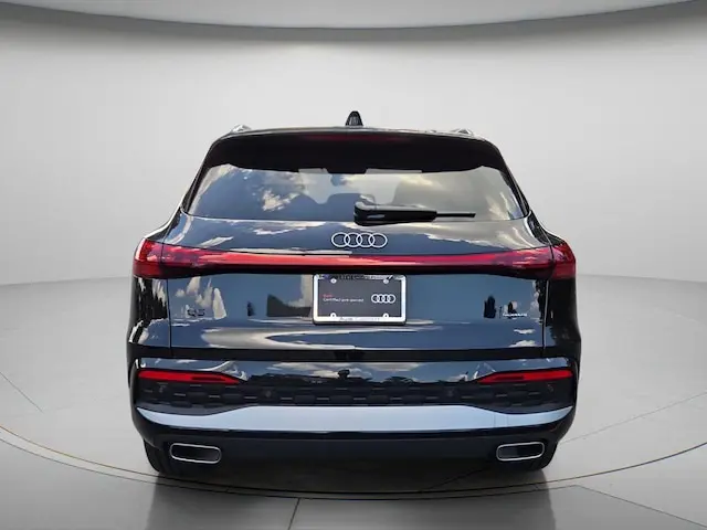 2025 Audi Q5 40 Premium Plus photo 5