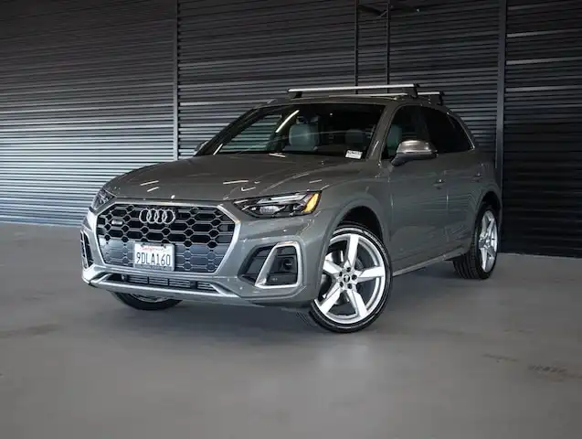 2023 Audi SQ5 Premium's photo