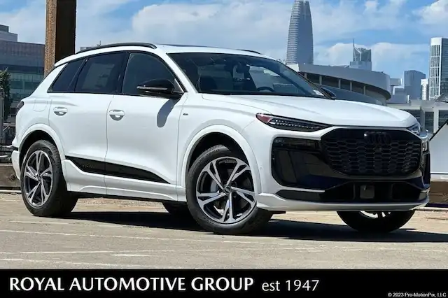 2027 Audi Q6 e-tron Premium Plus quattro's photo