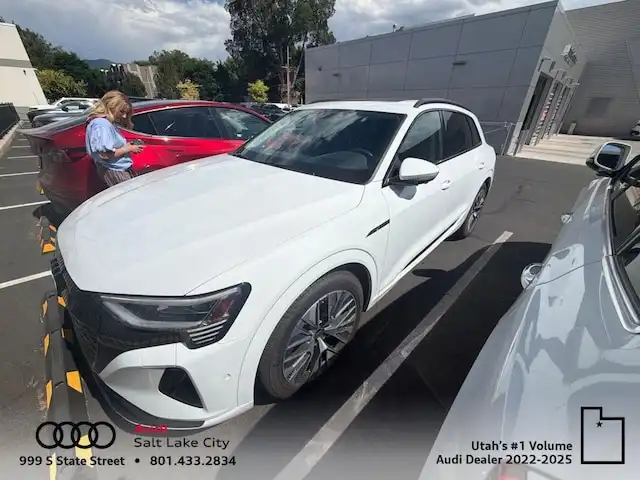 2024 Audi Q8 e-tron 55 114 kWh Prestige quattro's photo