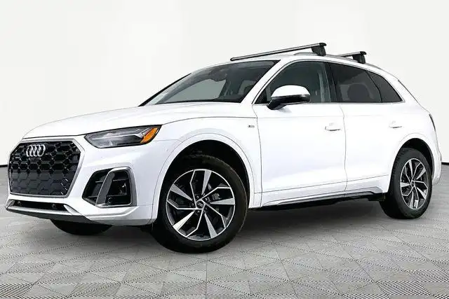 2024 Audi Q5 45 Premium Plus's photo