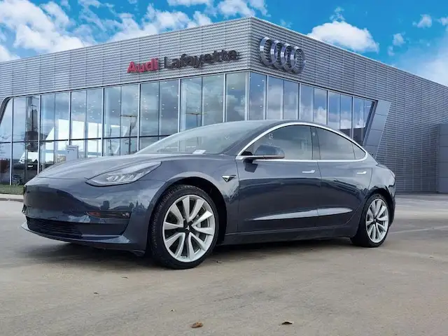 2018 Tesla Model 3 Long Range's photo