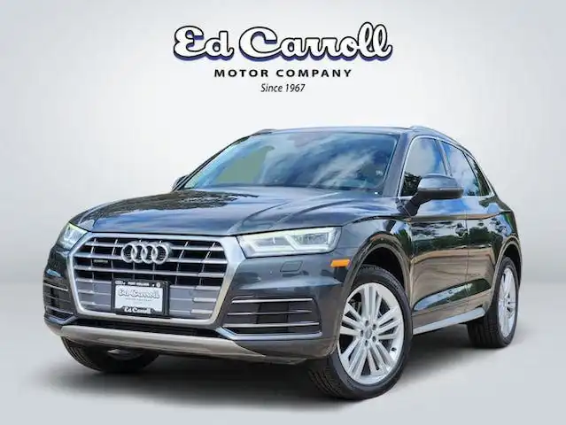 2019 Audi Q5 2.0T quattro S tronic Premium Plus's photo