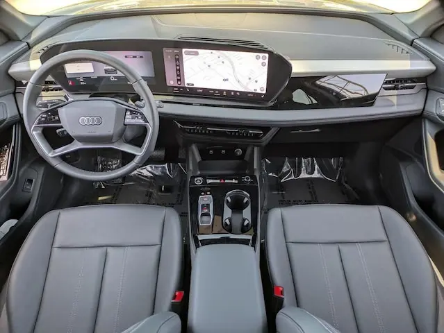 2027 Audi Q6 e-tron Premium Plus quattro photo 5