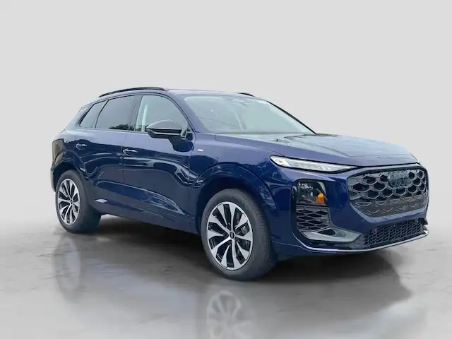 2026 Audi Q3 S line quattro's photo