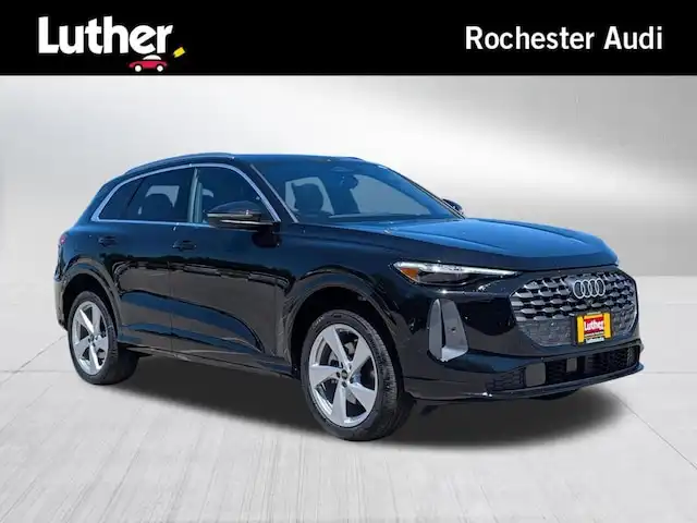 2026 Audi Q5 Premium Plus quattro's photo