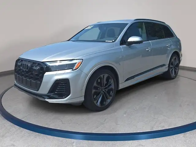 2026 Audi Q7 55 Premium Plus quattro Tiptronic's photo