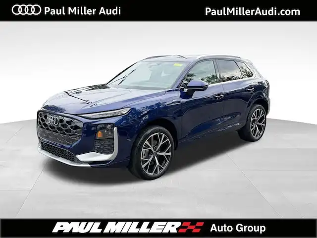 2026 Audi Q3 S Line quattro's photo