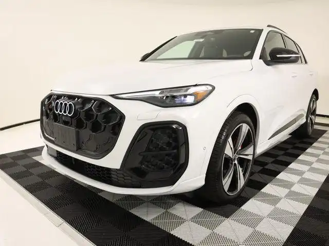 2026 Audi SQ5 Premium Plus quattro's photo