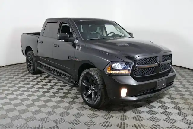 2017 RAM 1500 Night 4x4 Crew Cab 5'7's photo
