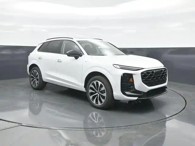 2026 Audi Q3 S Line quattro's photo
