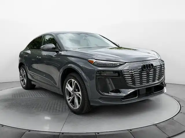 2027 Audi Q6 Sportback e-tron Premium Plus quattro's photo