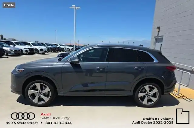 2025 Audi Q5 40 Premium Plus's photo