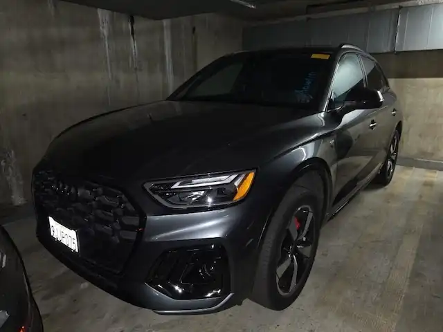 2024 Audi Q5 45 Premium Plus's photo